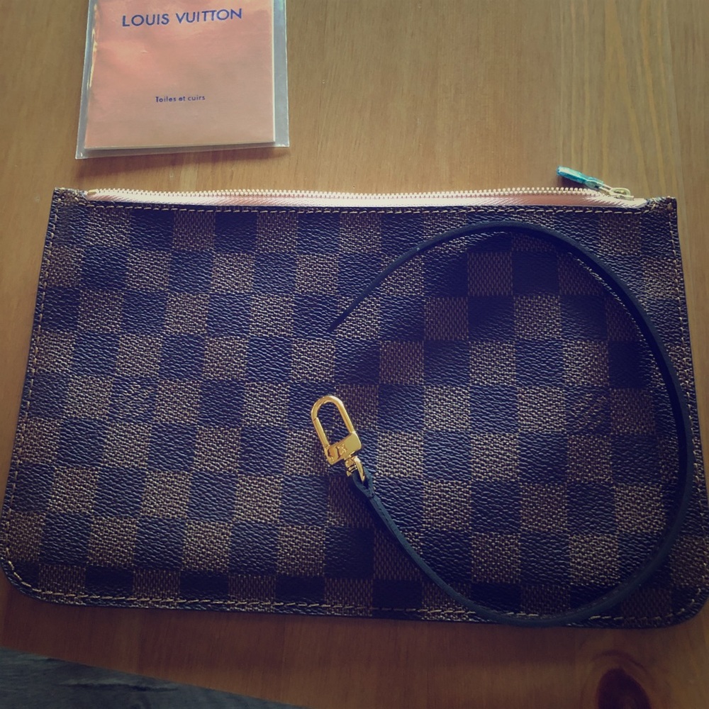 Louis Vuitton never full pouch Damier Ebene